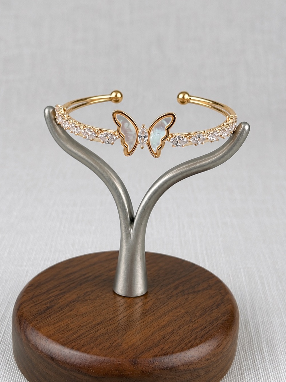 New Adina Eden Rose G Gold Plated Pavé CZ & Genuine Mother of Pearl Cuff Bangle.